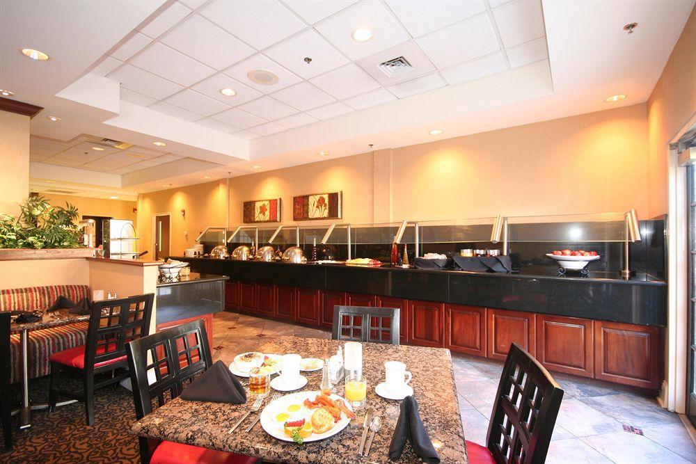 Holiday Inn & Suites Raleigh Cary By Ihg Restaurant photo